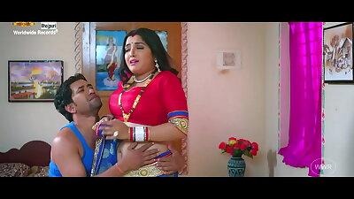 Indian aunty hot navel bhojpuri song