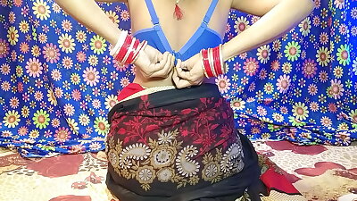 इंडियन सेक्स विडियो मेरे पति बाहर गए थे ।। सहेली के पति को पटा कर सेक्स किया उसने जबरदस्त चुदाई किया।।